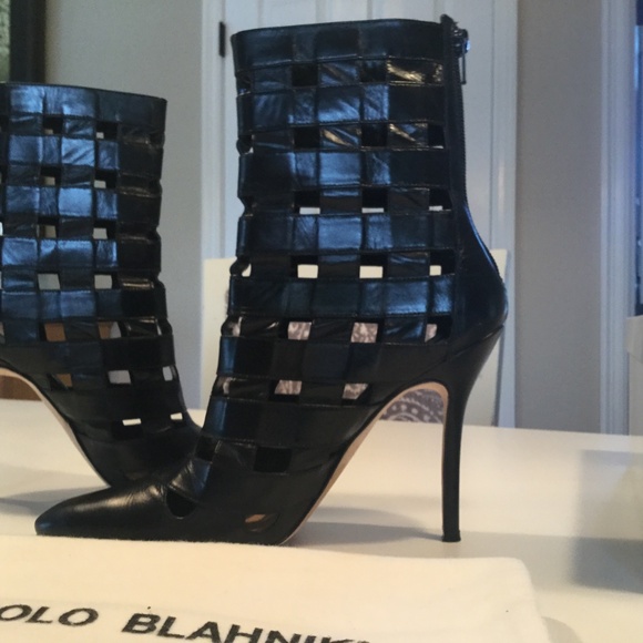 Manolo Blahnik Cage Leather Boots 40 - Picture 3 of 10